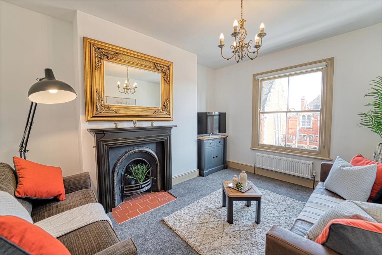 Host & Stay - Upper Tything Apartment Вустер Экстерьер фото